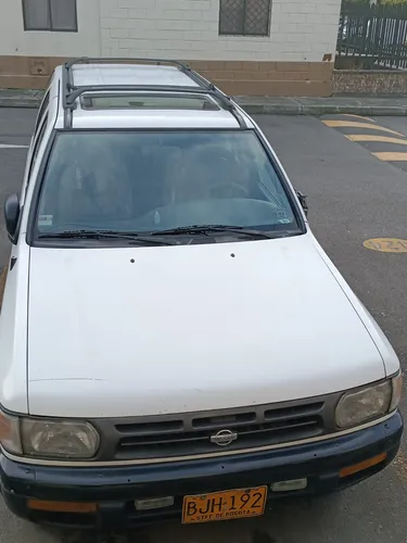 Nissan Pathfinder Con Gas