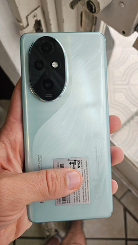 Honor 200 Pro 12gb+512gb 5200 Mah, Pantalla Oled Dual Sim Agua (Usado)