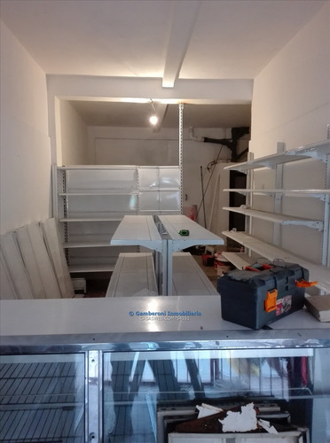 Venta De Local Comercial Alquilado. Ideal Para Renta.