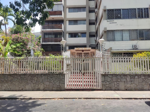 Yb Apartamento En Alquiler En Sabana Grande #24-23995