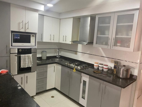 Se Vende Apartamento 90m2 Maripérez
