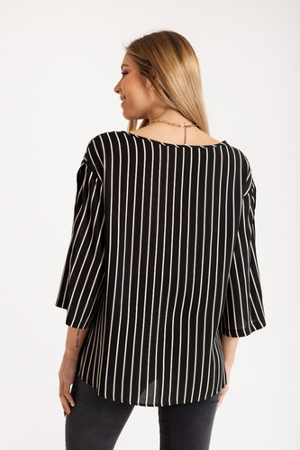 Imagen 3 de 5 de Blusa Rayada Fibrana 1