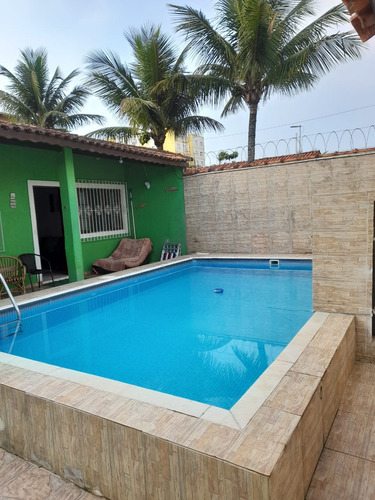 Casa Terrea 3 Dorms 2 Banheiros 5 Vagas De Carro