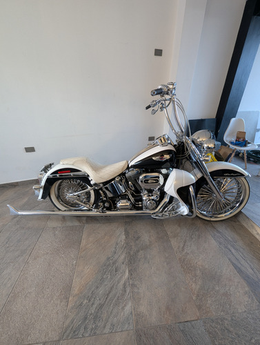 Harley Davidson Softail Deluxe