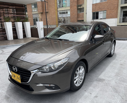 Mazda 3 2.0 Touring