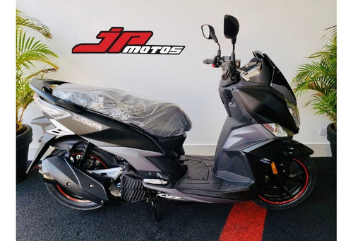Imagem 5 de 8 de Dafra Cruisym 150 2022 0km
