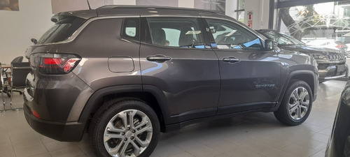 Imagen 4 de 16 de Jeep Compass Longitude Plus