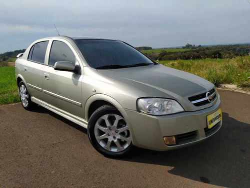 Imagem 2 de 10 de Chevrolet Astra Hb 4p Advantage 2011