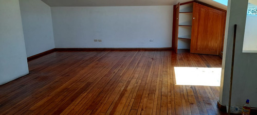 Depto. En Casona Restaurada Pasaje Fischer, Cerro Concepción