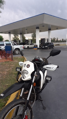 Imagen 6 de 6 de Zanella Zr 250 Lt 2016