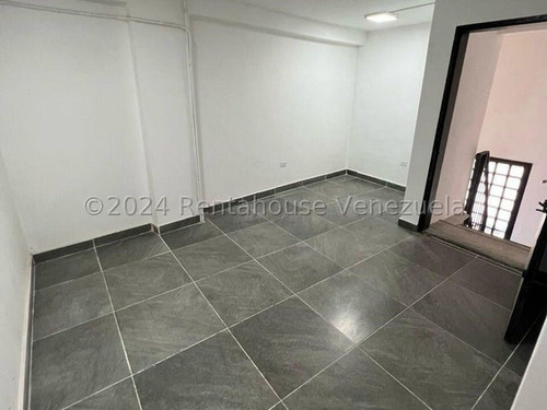 Edificio Comercial En Venta Boleita Sur Mls #24-26601 Bm