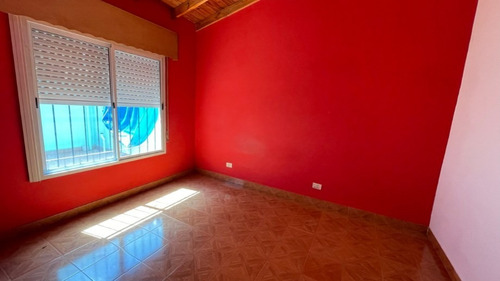 Imagen 5 de 12 de Departamento Tipo Casa En Venta En Lanus Oeste