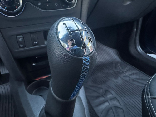 Renault Sandero Stepway Cab 2022- Juninautosmorente
