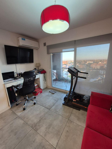Departamento 2 Ambientes Con Cochera En Banfield Este