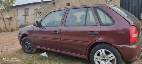 Imagem 11 de 13 de Volkswagen Gol 1.0 16v