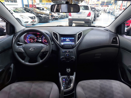 Imagem 8 de 15 de Hyundai Hb20s 2019 1.6 Style Flex Aut. 4p