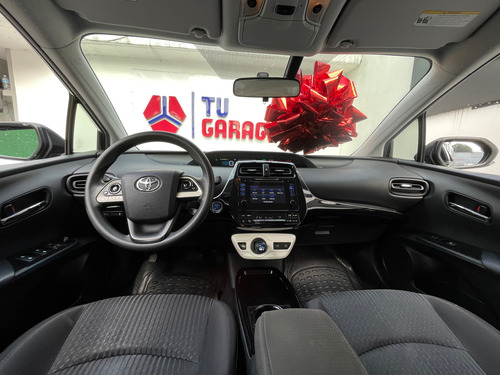 Toyota Prius 1.8 Base Cvt