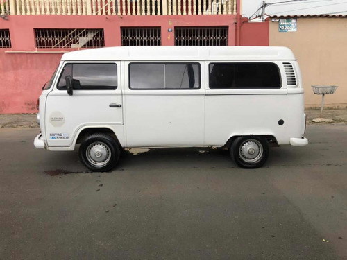 Imagem 2 de 5 de Volkswagen Kombi 2012 1.4 Standard Total Flex 3p