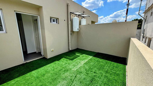Venta Ph - 4 Amb A Estrenar Patio Y Jardín