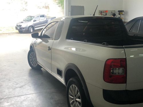 Volkswagen Saveiro 2015 1.6 Gp Ce 101cv Pack Electr.+seg.