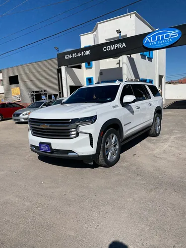 Chevrolet Suburban 5p High Country V8/6.2 Aut