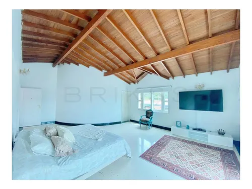 Casa En Venta En Altos Del Poblado. Cod V50776