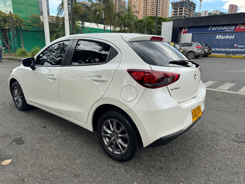 Mazda 2 1.5 Touring