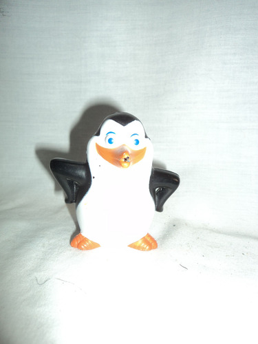 Muñeco Pingüino Película Madagascar Mc Donal X 2 (Usado)