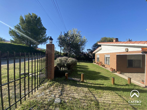 Casa En Rincón Del Este, Villa De Merlo.