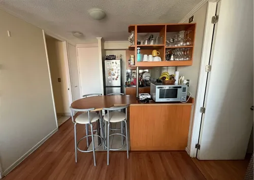 Departamento En Venta De 2 Dorm. En Condominio Plaza Club