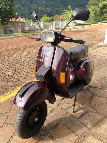Imagem 2 de 12 de Piaggio Vespa Px200