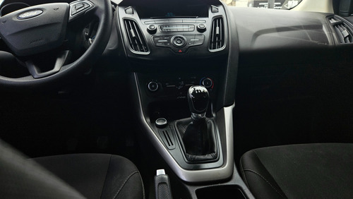 Ford Focus III 1.6 S