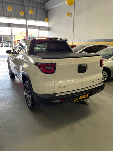 Fiat Toro 2.0 Volcano 4x4 Aut. 4p 9 marchas