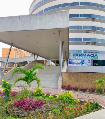 Imagen 5 de 12 de Local Consultorio Medico Clinica Puerto Ordaz