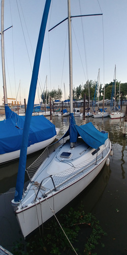Velero Mystic 235