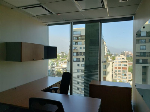 Imagen 4 de 14 de Oficina En Arriendo En Las Condes, Cuenta Con Mobiliario