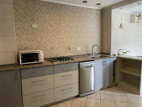 Venta Casa Con Jardin San Miguel, Excelente Ubicacion!