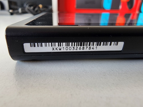 Imagen 7 de 8 de Nintendo Switch Color Rojo Neón Azul Neón Caja Completa