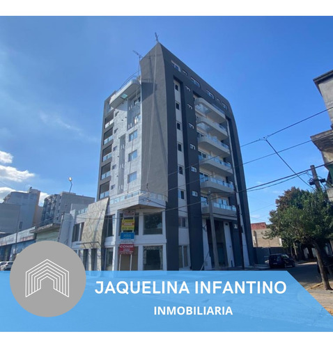 Local Comercial - Doble Altura - Haedo