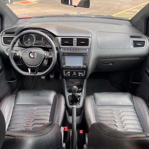 Volkswagen Fox 1.6 Run Total Flex 5p
