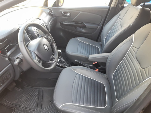 Imagen 8 de 12 de 2019 Renault Captur Iconic Factura Original