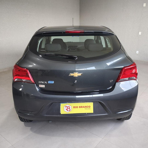 Chevrolet Onix 1.0 Lt
