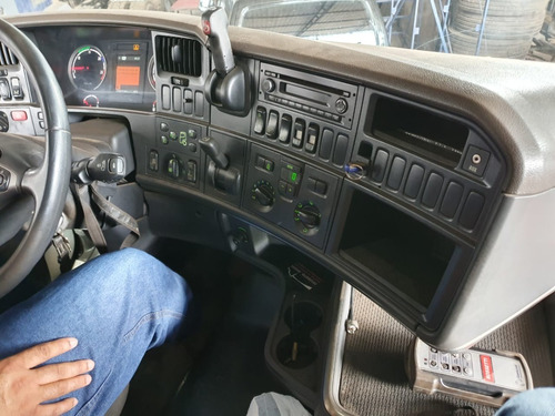 Scania R440 6x4 Ano 2013 Traçado Canelinha Retarder