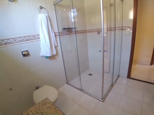 Imagem 2 de 16 de Casa De 604 M2 Com 4 Quartos, 2 Pavimentos E 4 Vagas - 94868