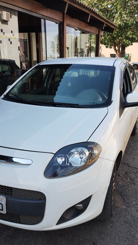 Fiat Palio Essence  1.6 Automático 