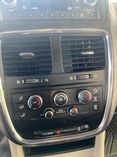 Dodge Grand Caravan 3.7 Sxt At