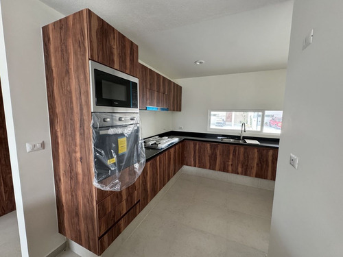 Ambiente Tranquilo- La Vista Residencial