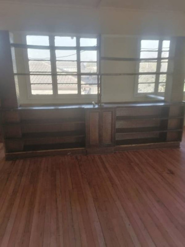 Amplia Casa En Av. Las Dalias Maipu