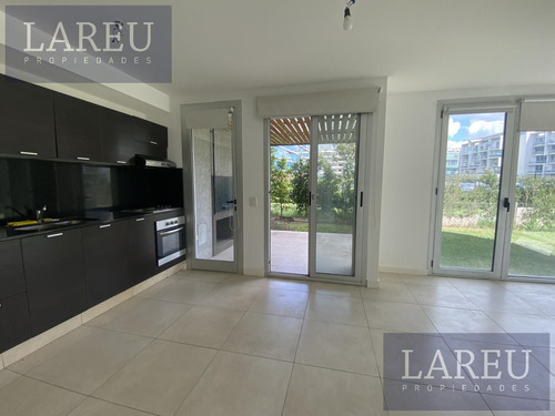 Departamento Con Jardin De 2 Dormitorios En Venta En Vilahaus, Pilar