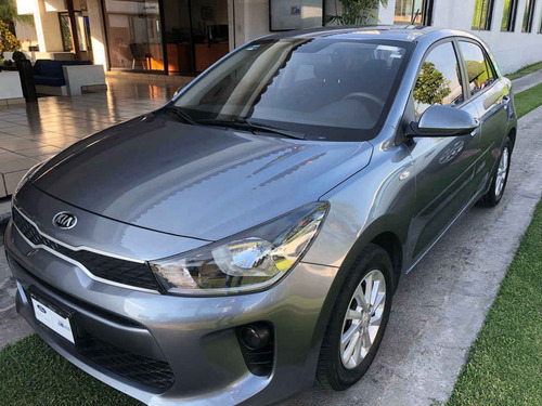 Imagen 1 de 13 de Kia Kia Rio Hb 2018 5p Hb Lx, Ta6, Ve, F. Niebla, Ra-15